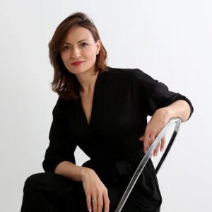 La autora Carla Montero