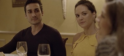 En la imagen los actores Raúl Cabrera y, Jennifer Rubio que es Estrella en Victoria 2030 de Manuel Serrano