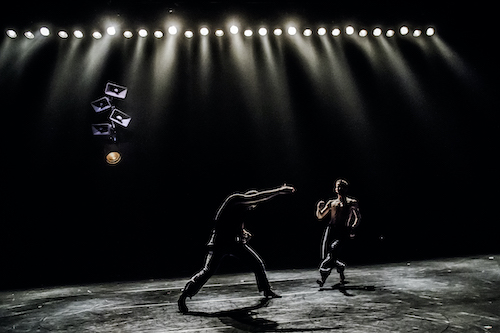Kibbutz Dance Company, presenta Asylum de Rami Be’er