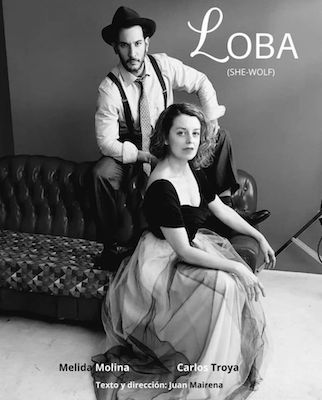 “Loba” de Juan Mairena. En la imagen el actor Carlos Troya como Lukas Heller y la actriz Mélida Molina, mimetizada con Bette Davis. Foto ©Luiscar Cuevas