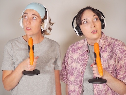 Colette Casas y Lourdes García, dos actrices con una excelente "bis cómica" en “Gente encerrada en sitios”, de Enrique Montero ©Clara Ortega