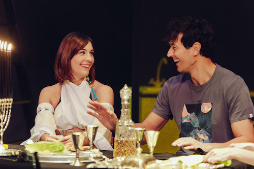 Marta Velilla y Cristóbal Suárez, Dunia y Dante en "Misericordia", escrita y dirigida por Denise Despeyroux ©Geraldine Leloutre