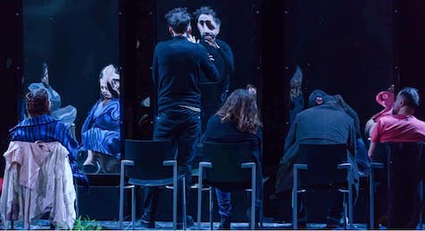 Actores y autómatas, frente al espejo en el “acto final” de "Los gigantes de la montaña" de Luigi Pirandello, dirigida por César Barló Foto ©BrunoRascão