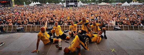 Dubioza Kolektiv llega a España en septiembre 2025 con su mezcla de música balcánica, ska, reggae y hip hop. Descubre fechas y ciudades.